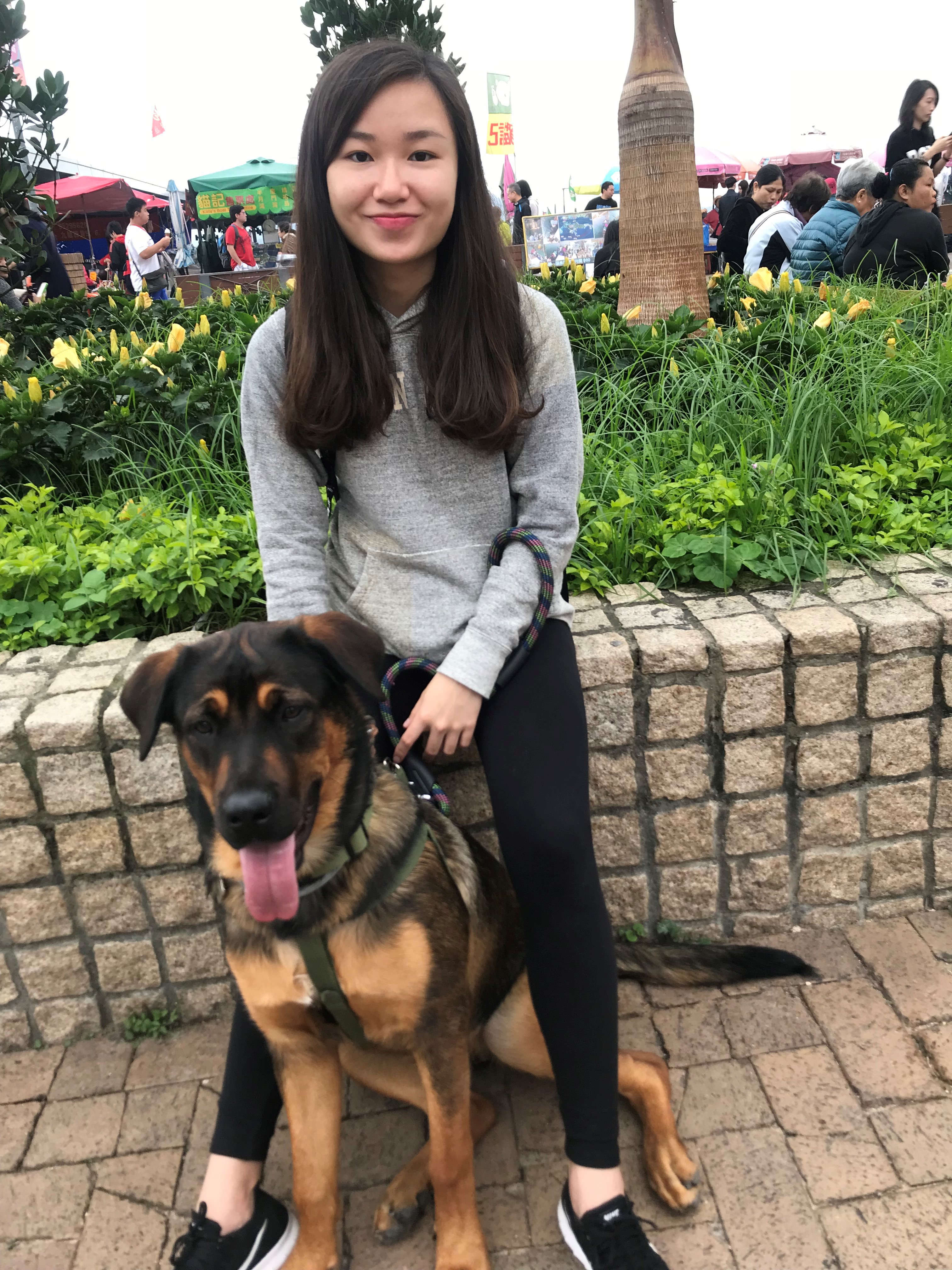 Pet Travel Customer Consultant - Christy Look